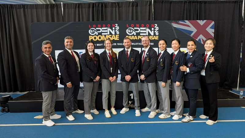 BT REFEREES 800
