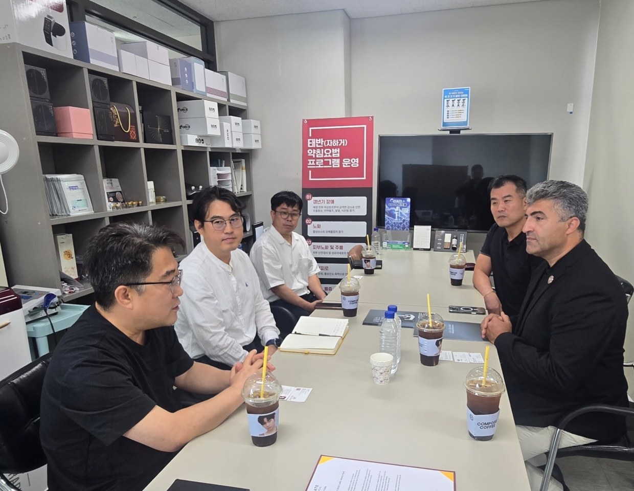 Kambiz Ramzan Ali MBE Seoul 1204